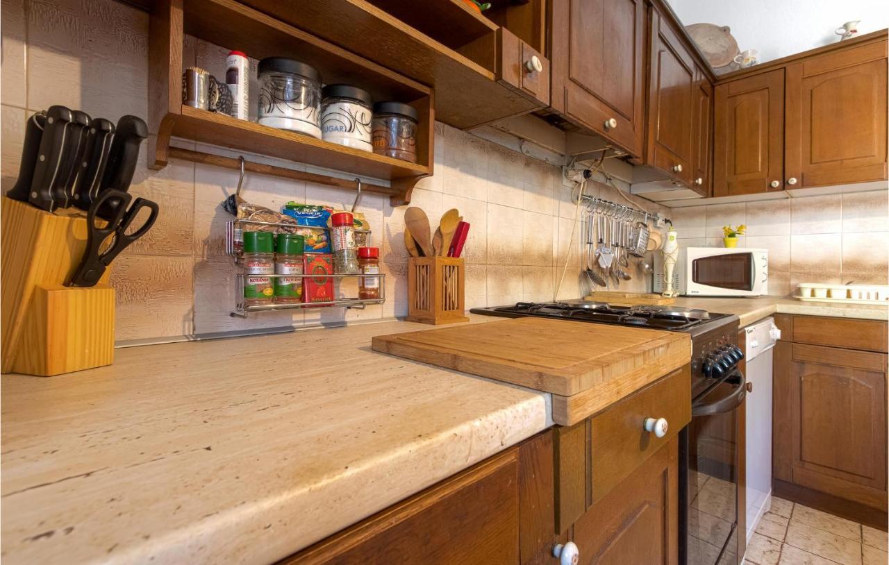 Awesome Home In Zaglav With Wifi Екстериор снимка